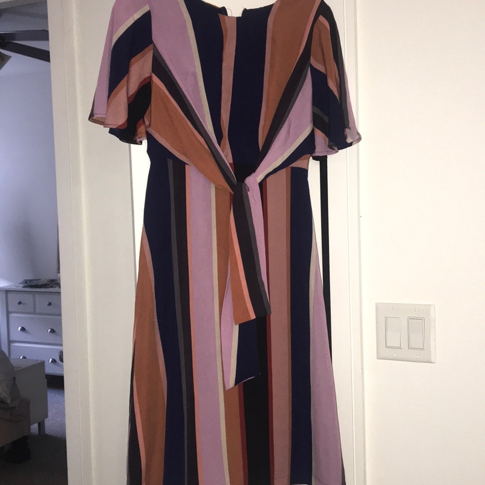 Beautiful dress, hard to photograph to show